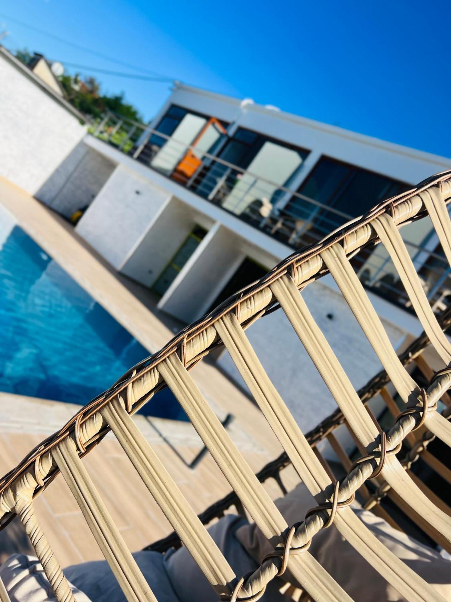 Iart Residence Shiroka Ngoại thất bức ảnh