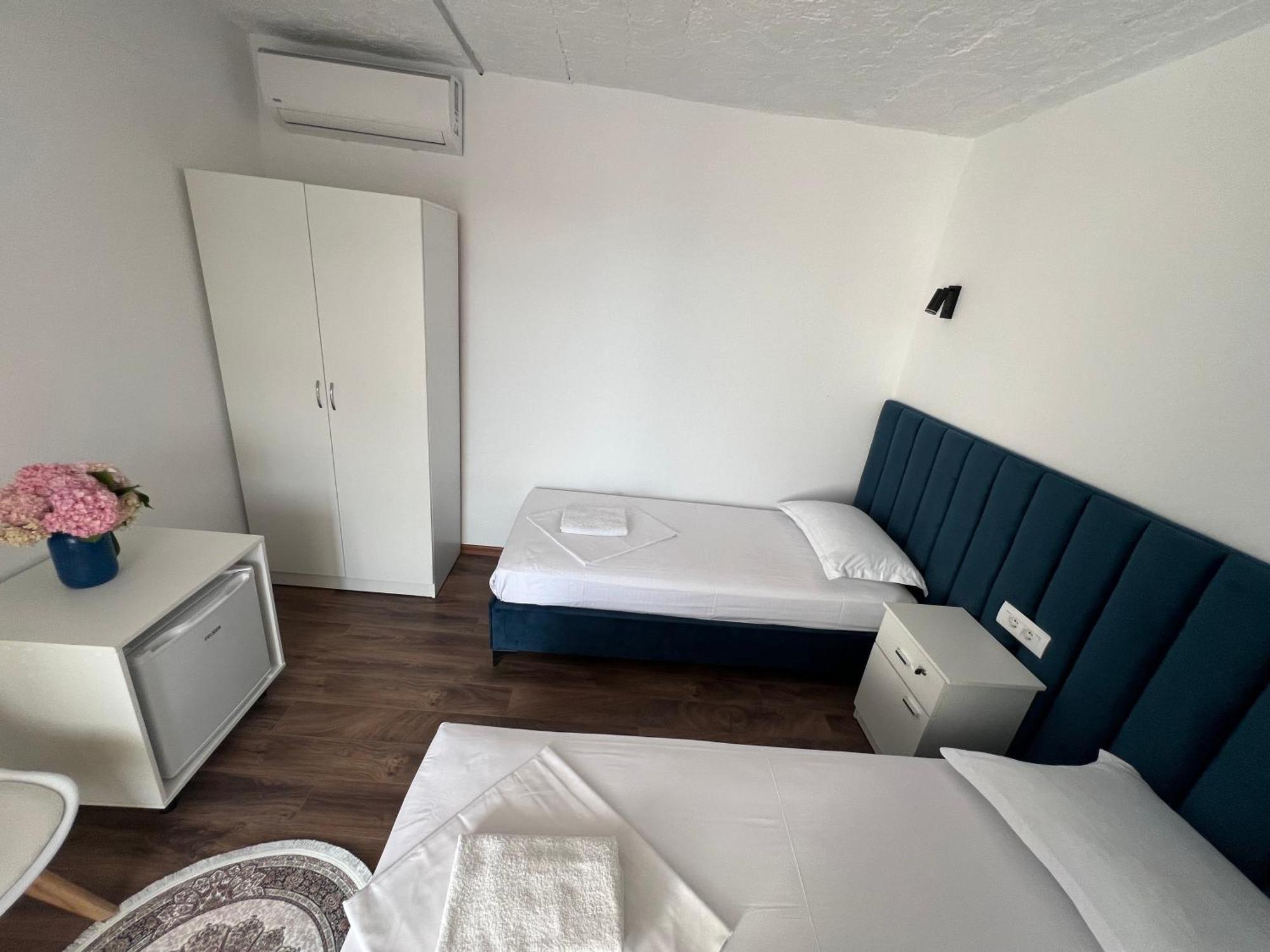 Iart Residence Shiroka Ngoại thất bức ảnh