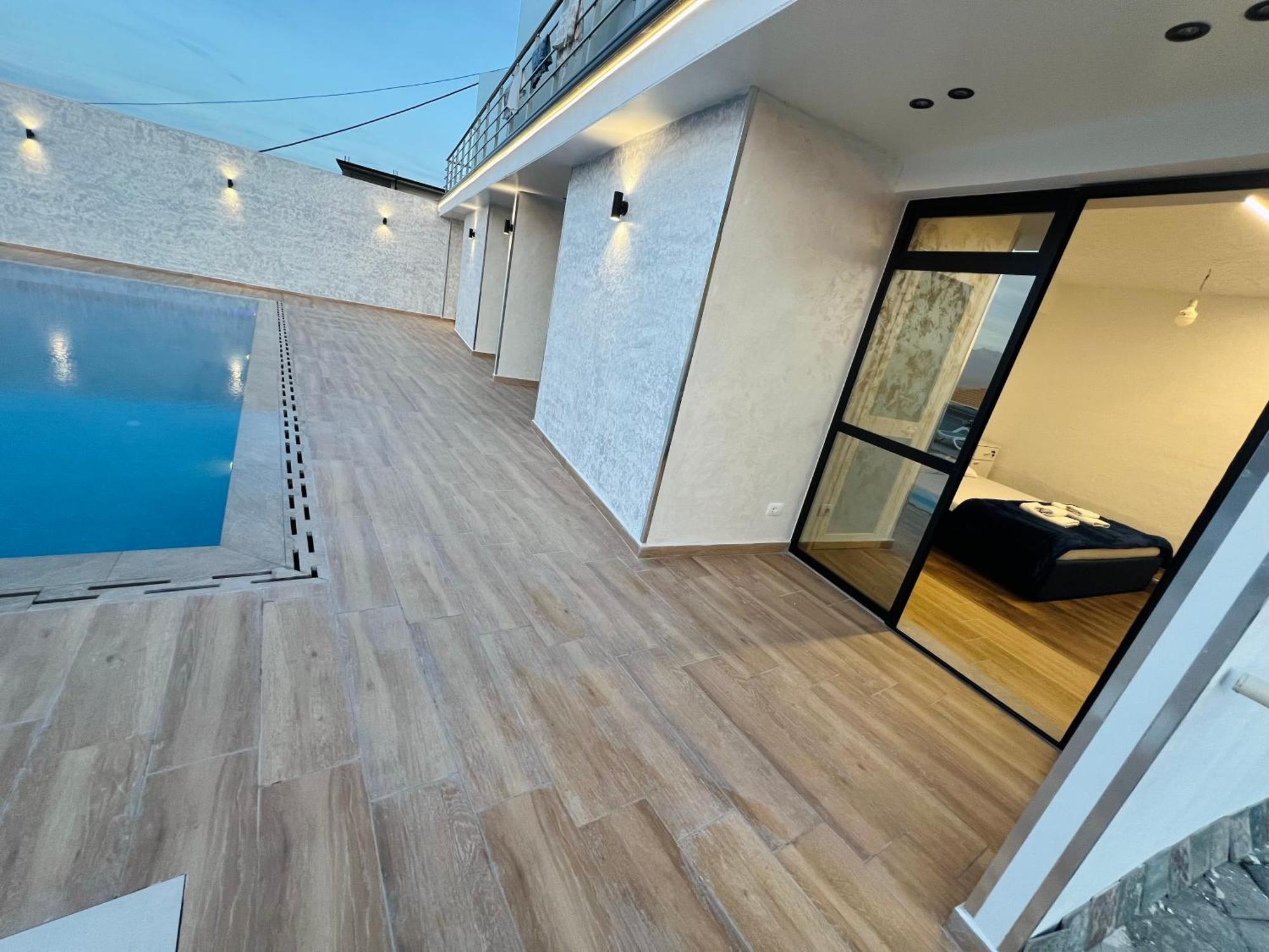 Iart Residence Shiroka Ngoại thất bức ảnh