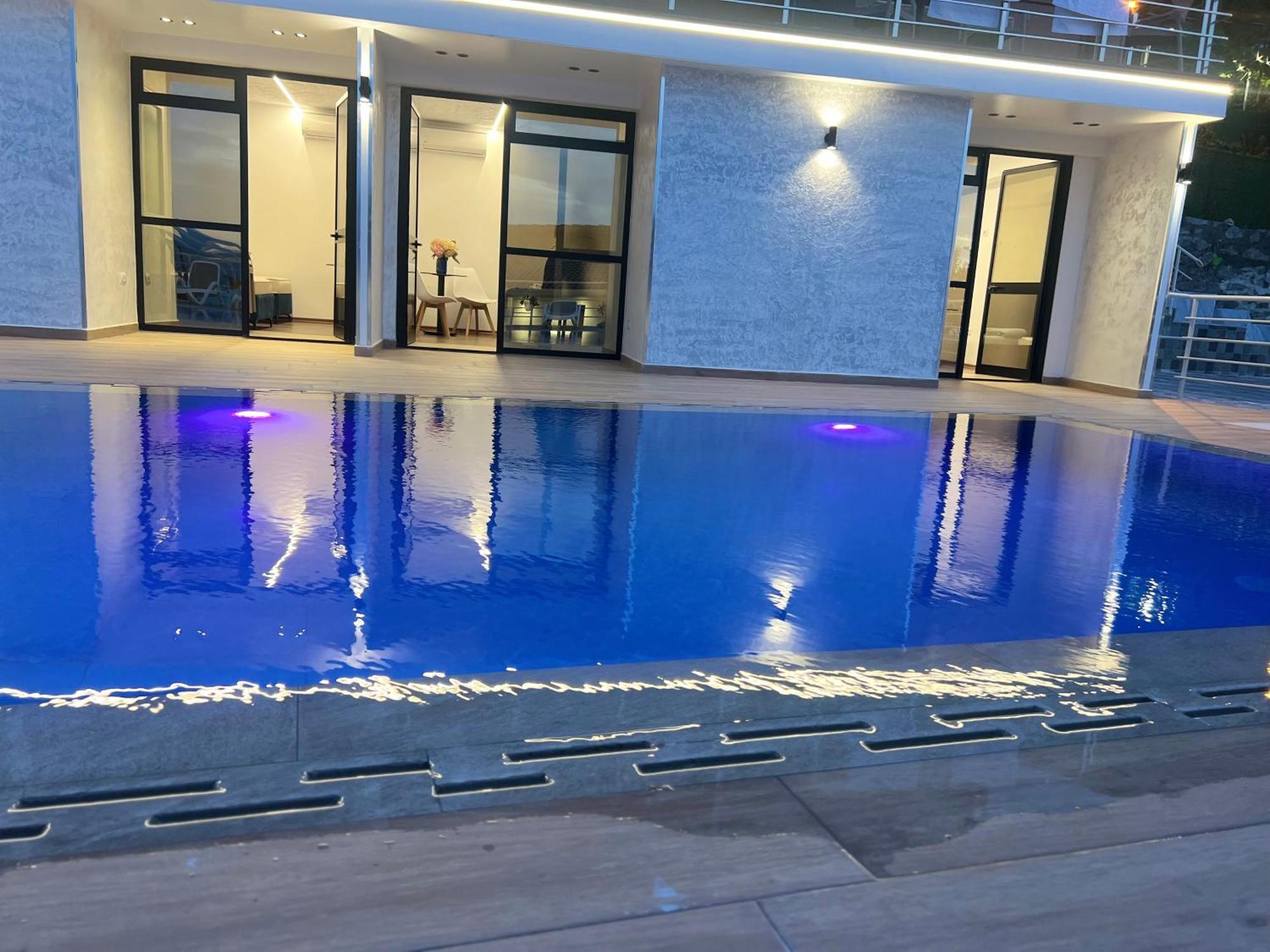 Iart Residence Shiroka Ngoại thất bức ảnh