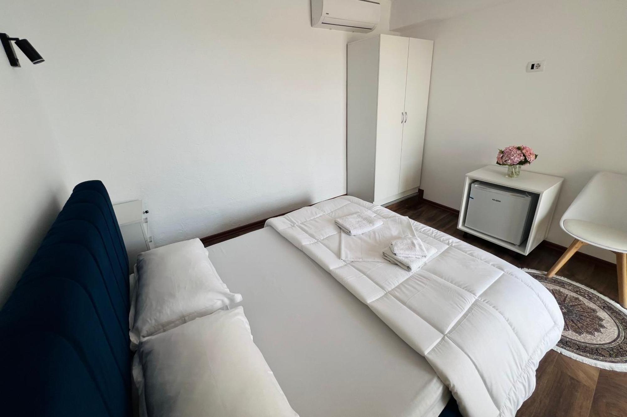 Iart Residence Shiroka Ngoại thất bức ảnh