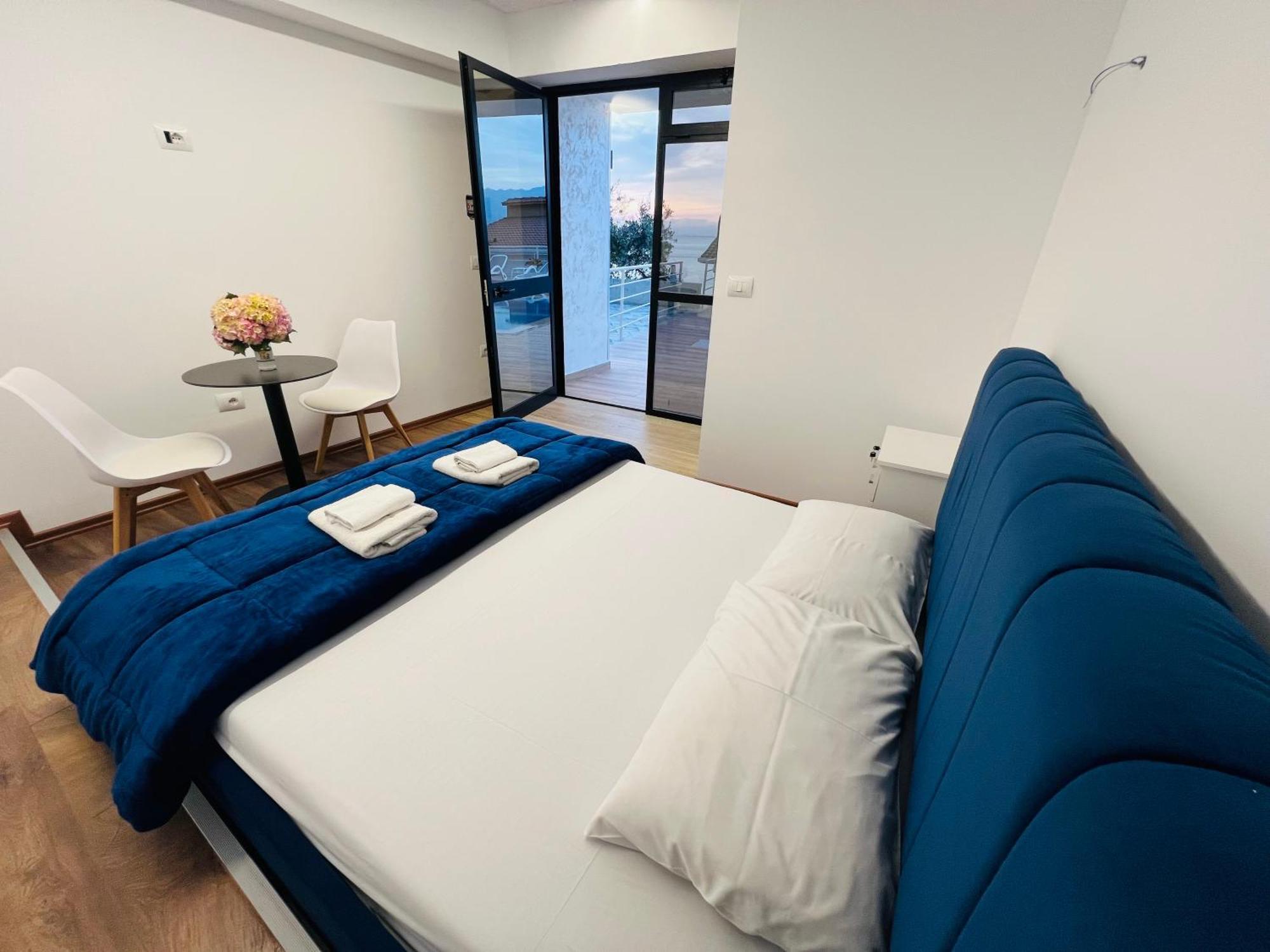 Iart Residence Shiroka Ngoại thất bức ảnh