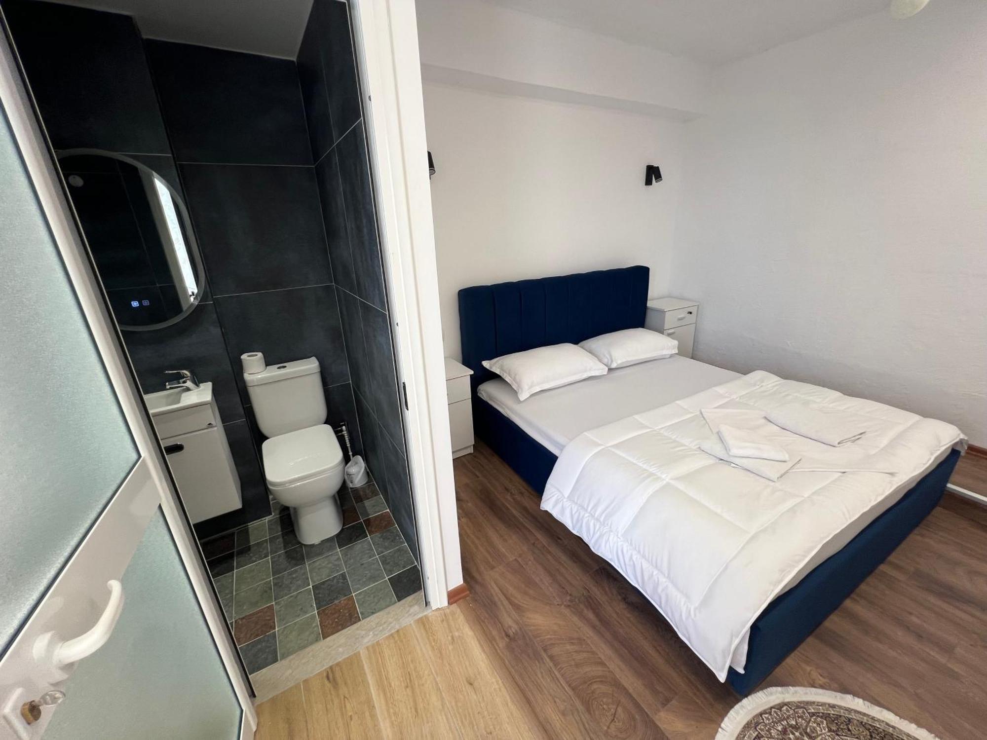 Iart Residence Shiroka Ngoại thất bức ảnh